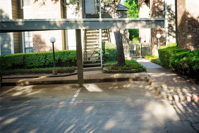 1101 Quail Valley Ln Unit 211, Arlington, TX 76011 - surrounding community with stairway