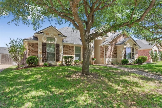 213 Desert Sky Dr, Mcgregor, TX 76657 - view of front of property featuring brick siding