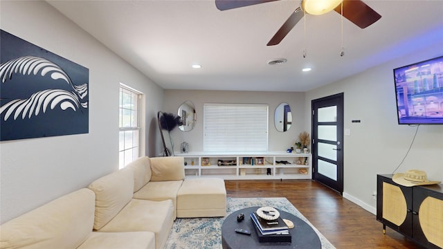 1408 Briarwood Blvd, Arlington, TX 76013 - living room featuring wood finished floors, recessed lighting, ceiling fan, and baseboards
