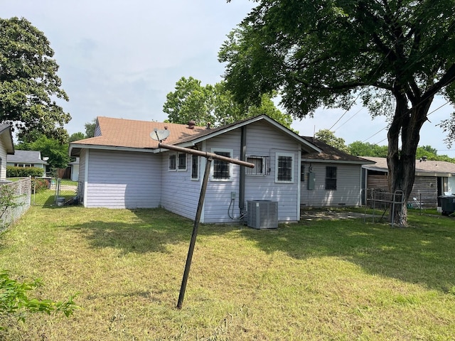 2836 Modree Ave, Dallas, TX 75216 - back of house with central air condition unit