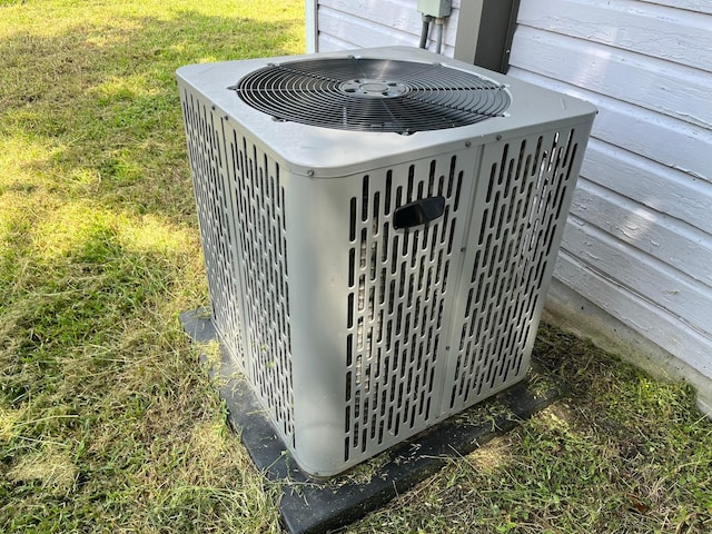 2836 Modree Ave, Dallas, TX 75216 - exterior view of central AC unit