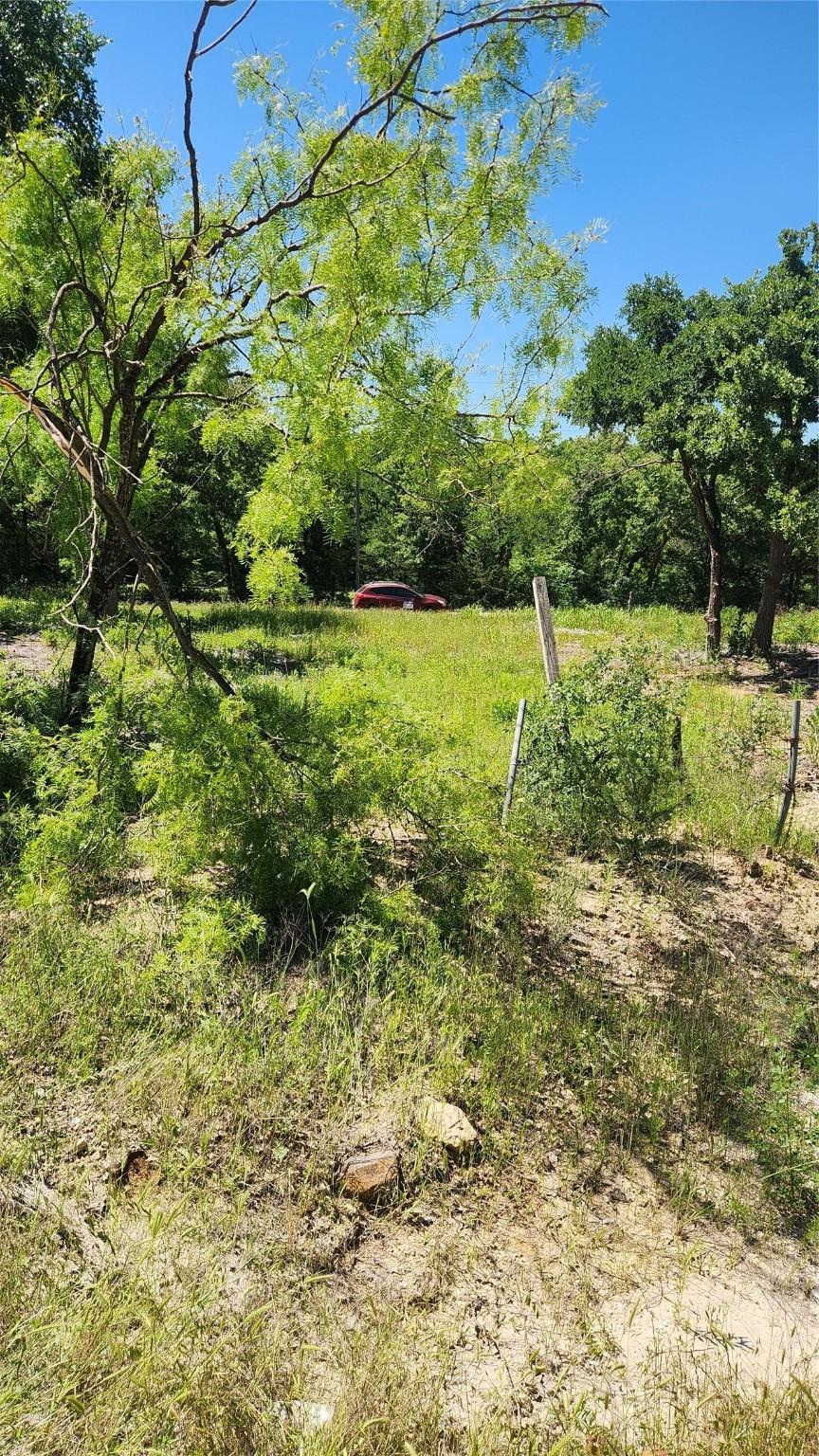 1336-1337 Hudson Dr, Valley View, TX 76272