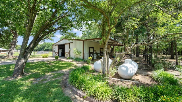 253 Valtie Davis Rd, Combine, TX 75159 - view of yard featuring an outdoor structure and an outbuilding