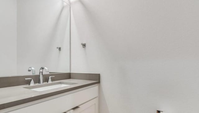 822 Eaglescliffe Lndg, Wylie, TX 75098 - bathroom featuring vanity