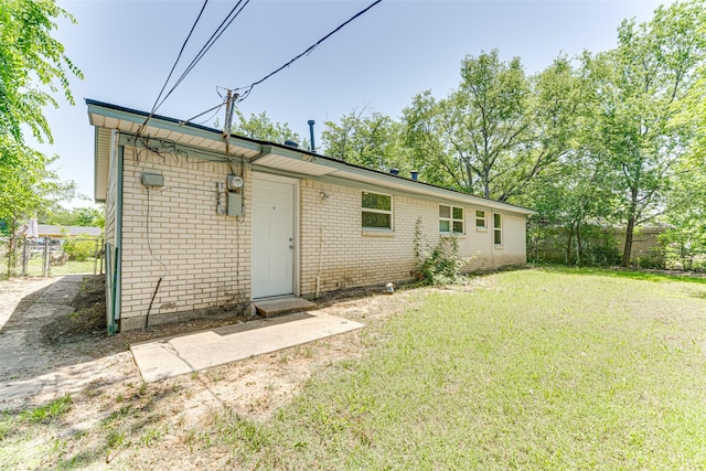 729 Grubb Cir, Mesquite, TX 75149 - rear view of house with brick siding