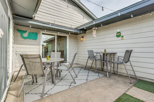 605 Sevilla Dr, Garland, TX 75043 - view of patio with outdoor dining space