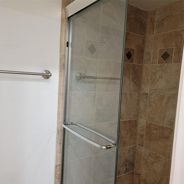 15642 Overmead Cir, Dallas, TX 75248 - bathroom featuring a stall shower