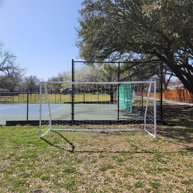 15642 Overmead Cir, Dallas, TX 75248 - view of yard featuring fence
