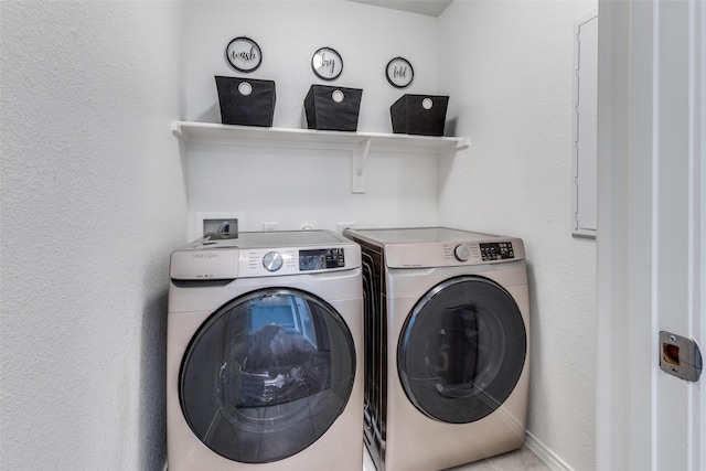 5616 Apple Grove Way, Fort Worth, TX 76123 - laundry room featuring washing machine and clothes dryer