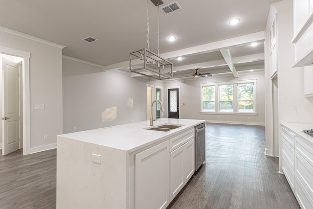 3928 Hogan Dr, Tyler, TX 75709 - kitchen featuring a sink, stainless steel dishwasher, ceiling fan, baseboards, and recessed lighting