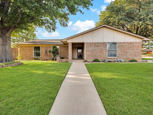 8521 Brookridge Dr, North Richland Hills, TX 76182 - ranch-style house featuring brick siding