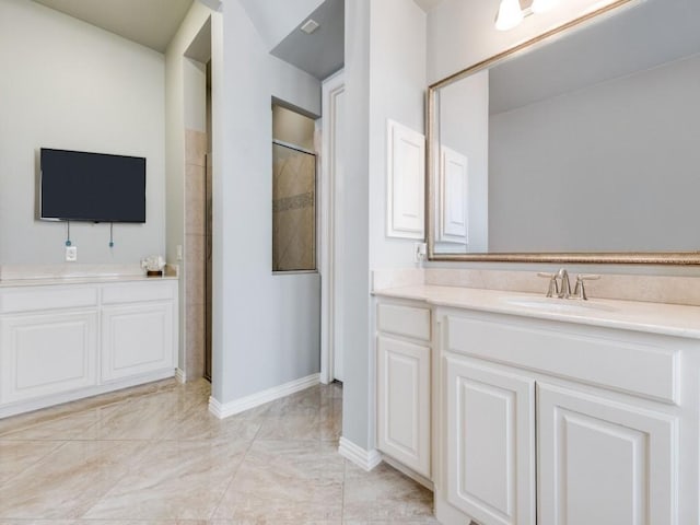 114 Crestbrook Dr, Rockwall, TX 75087 - full bathroom with tiled shower, vanity, and baseboards