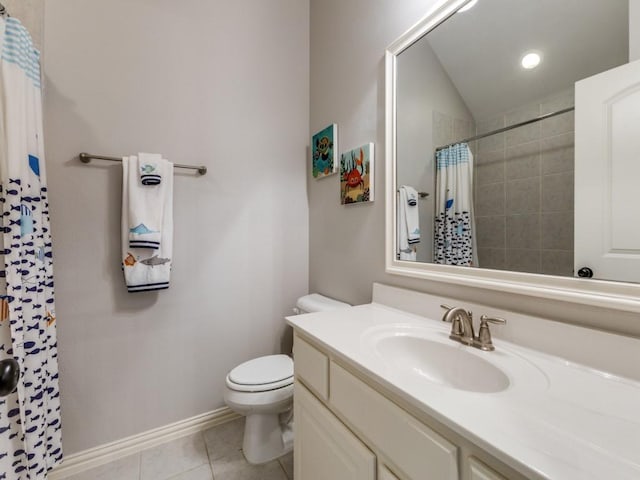 114 Crestbrook Dr, Rockwall, TX 75087 - full bathroom featuring toilet, vanity, tile patterned floors, curtained shower, and vaulted ceiling