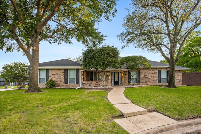 1507 Meadow Way Ct, Mansfield, TX 76063 - ranch-style home featuring brick siding and covered porch