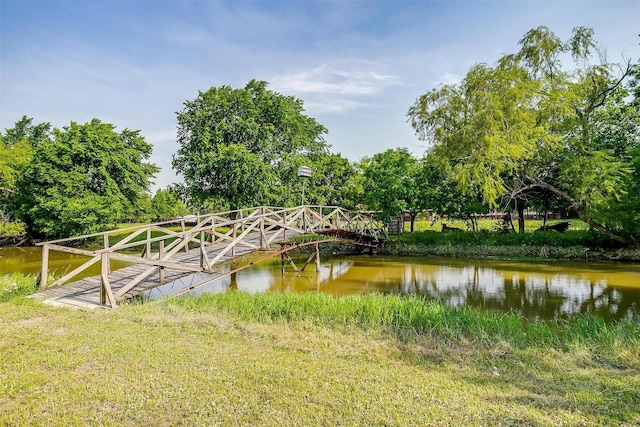 725 Bluebird St, Fort Worth, TX 76140 - water view