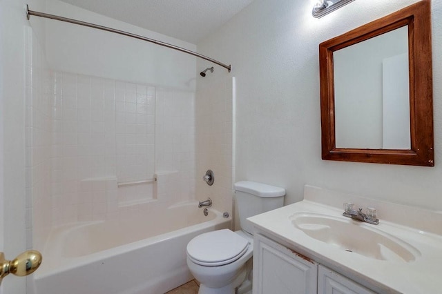 307 Apache Trl, Alvarado, TX 76009 - bathroom featuring toilet, vanity, and tub / shower combination