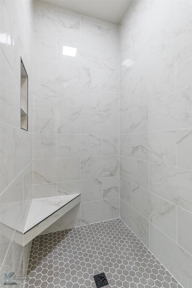 6718 Windmill Grass Ln, Abilene, TX 79606 - bathroom with a tile shower