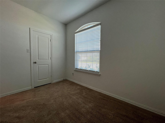 409 Petty Way, Fate, TX 75189 - unfurnished room featuring healthy amount of natural light, baseboards, and carpet flooring