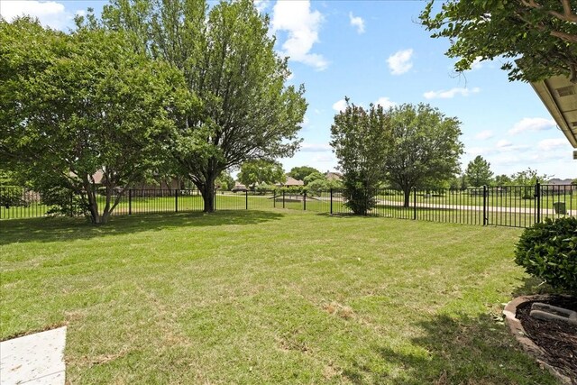 1740 Highland Meadows Dr, Prosper, TX 75078 - view of yard