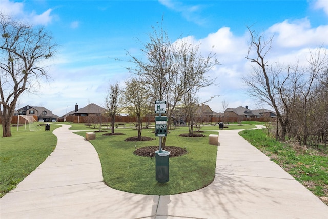 4505 Ridgehurst Ln, Fort Worth, TX 76036 - surrounding community with a residential view and a yard