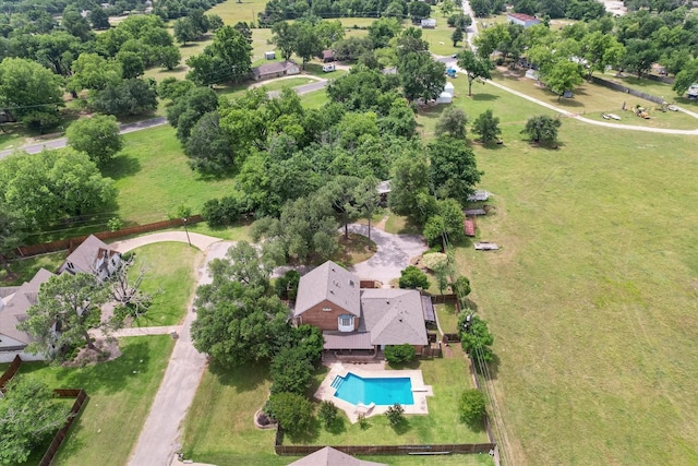 301 Peachtree St, Fairfield, TX 75840 - aerial view of property and surrounding area with a pool area