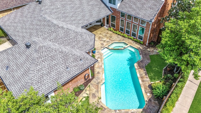 3441 Mount Vernon Way, Plano, TX 75025 - view of pool featuring a pool with connected hot tub and a patio