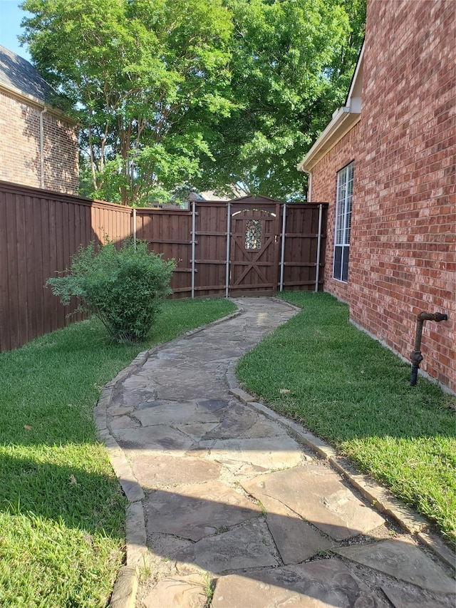 3725 Hibbs St, Plano, TX 75025 - view of yard featuring a gate