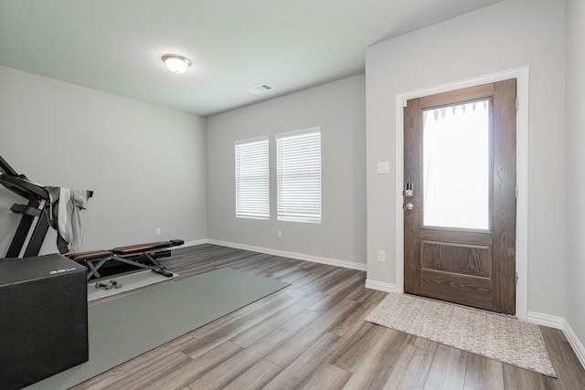 333 Mohan Dr, Royse City, TX 75189 - workout area featuring wood finished floors and baseboards