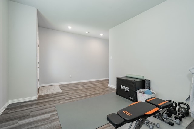 333 Mohan Dr, Royse City, TX 75189 - workout area featuring wood finished floors, recessed lighting, and baseboards