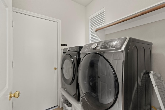2671 Marshall Dr, Frisco, TX 75033 - laundry room featuring washer and dryer