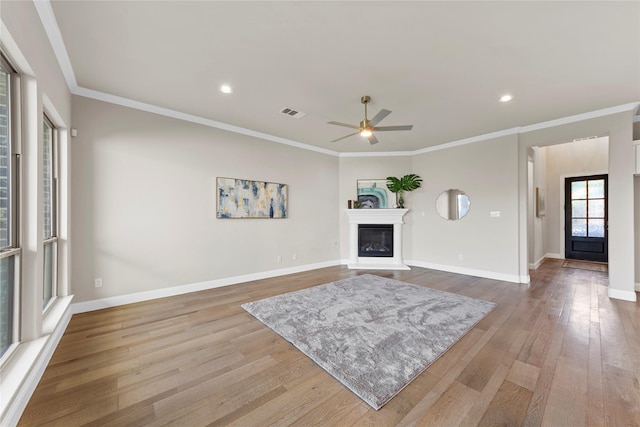 1608 Coventry Ct, Farmers Branch, TX 75234 - living area with ceiling fan, wood finished floors, recessed lighting, baseboards, and a glass covered fireplace