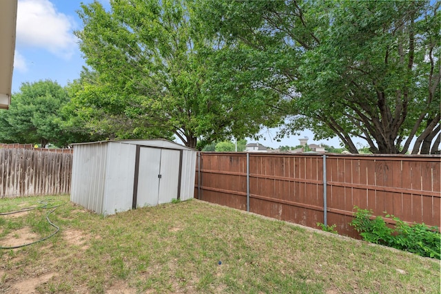 7804 Rampston Pl, Fort Worth, TX 76137 - view of yard featuring a storage shed and an outbuilding