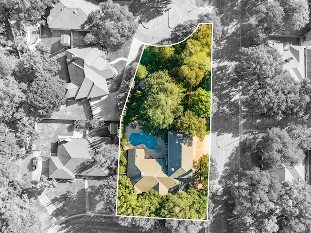 3740 Chimney Ridge Dr, Waco, TX 76708 - aerial view of property and surrounding area featuring a pool and property parcel outlined