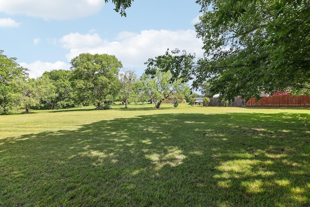 203 Goodson Way, Denton, TX 76207 - view of yard