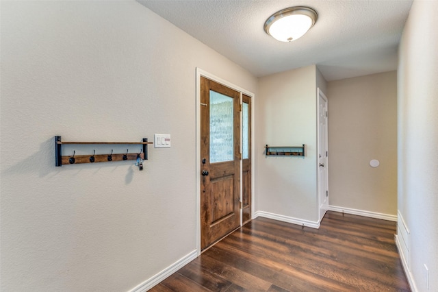 3604 Windsong Ln, Bedford, TX 76021 - entryway featuring dark wood-style flooring and baseboards