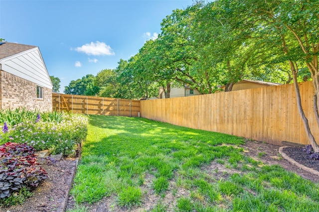 3604 Windsong Ln, Bedford, TX 76021 - view of yard