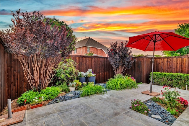 view of patio featuring a fenced backyard