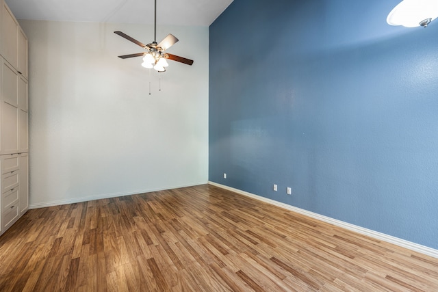4242 N Capistrano Dr Unit 174, Dallas, TX 75287 - empty room with ceiling fan, light wood finished floors, and baseboards