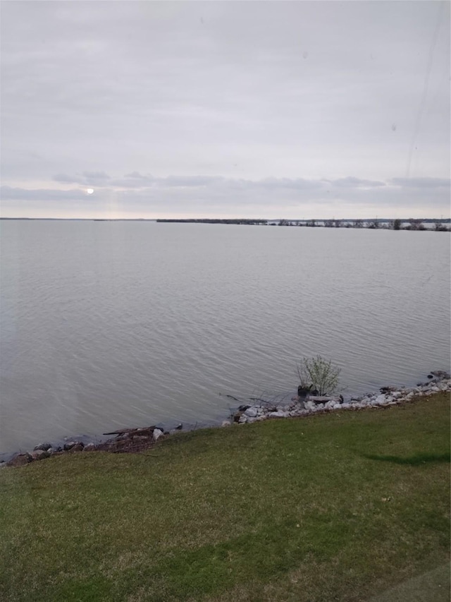 112 Harbor Dr Unit 212, Runaway Bay, TX 76426 - water view