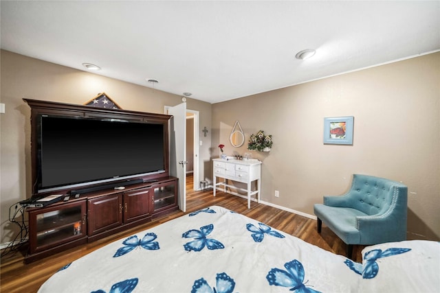 7223 Fm 2494, Athens, TX 75751 - living room featuring wood finished floors and baseboards