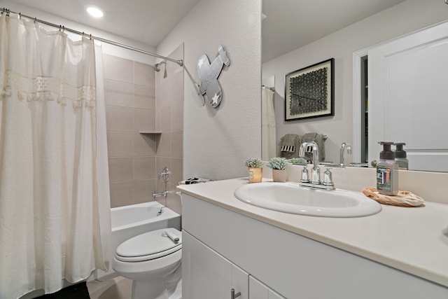3112 Kingsgarden Rd, Denton, TX 76207 - bathroom with toilet, vanity, shower / bath combo with shower curtain, and recessed lighting