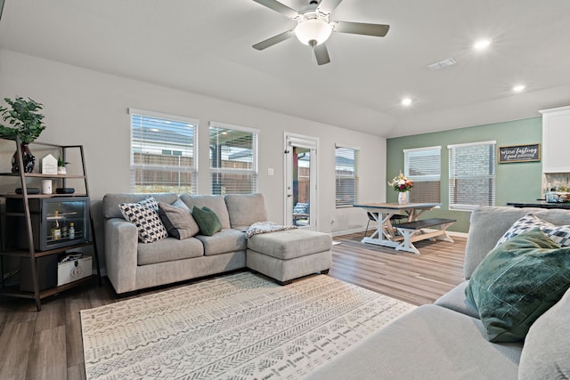 3112 Kingsgarden Rd, Denton, TX 76207 - living area featuring wood finished floors, ceiling fan, recessed lighting, and baseboards