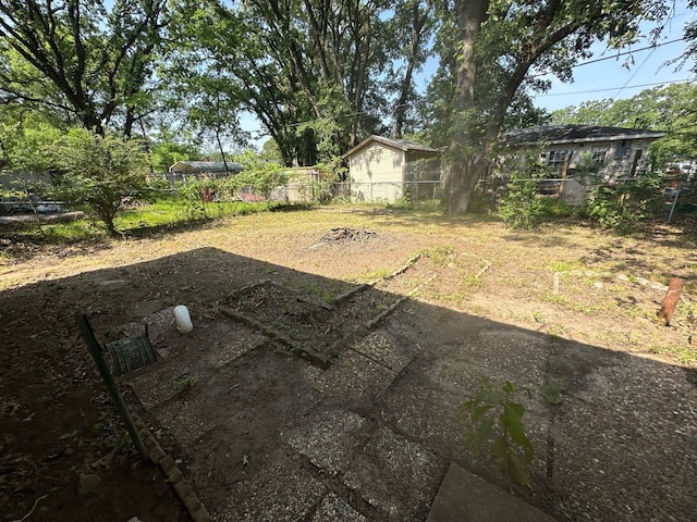 1505 Grove Dr, West Tawakoni, TX 75474 - view of yard with fence