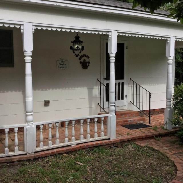 1014 N Sycamore St, Palestine, TX 75801 - view of doorway to property