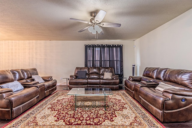 8110 Macgregor Dr, Arlington, TX 76002 - living area featuring a textured ceiling and ceiling fan
