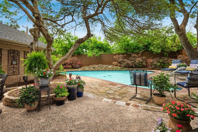 4322 Glenaire Dr, Dallas, TX 75229 - view of swimming pool featuring a fenced backyard and a patio area