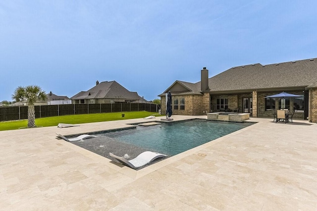 2720 Creek Crossing Ln, Midlothian, TX 76065 - view of pool featuring a patio and a pool with connected hot tub