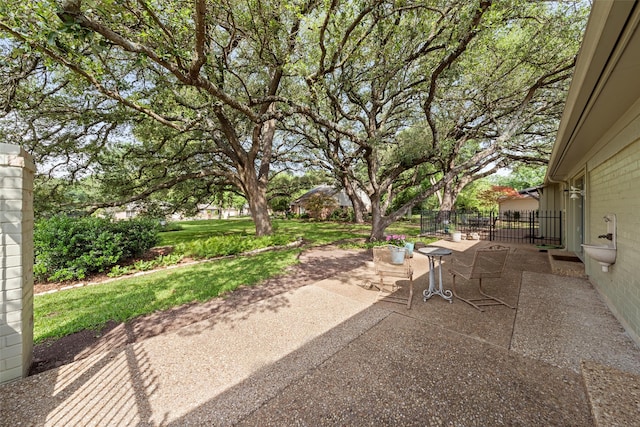 3417 Fern Hill Cir, Waco, TX 76708 - view of patio / terrace