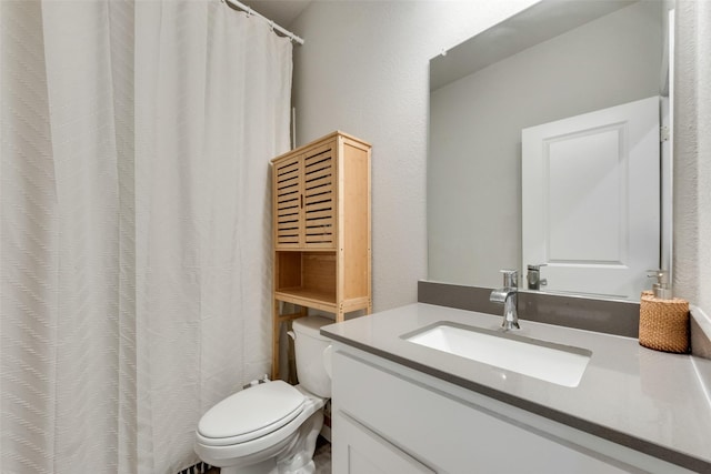 6005 Loving Ct, Midlothian, TX 76065 - full bath featuring toilet and vanity