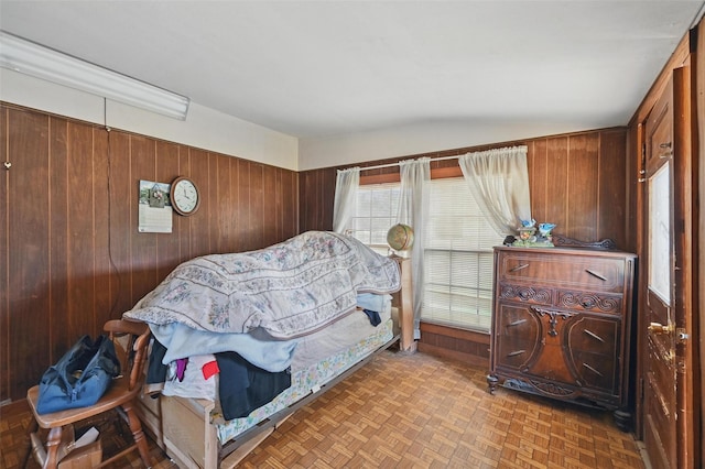 402 S Watson St, Alvarado, TX 76009 - bedroom with wood walls
